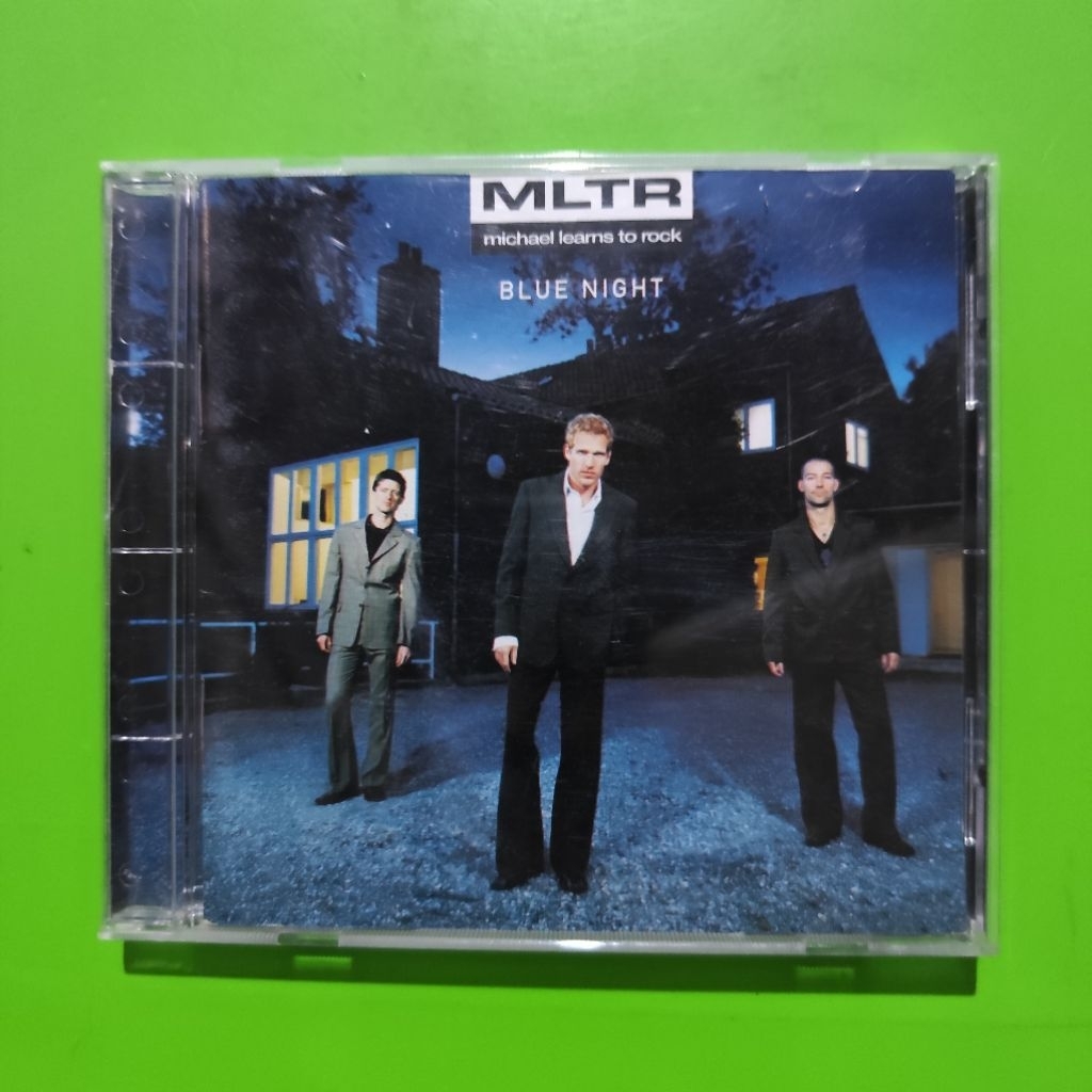 Jual CD Original MLTR Blue Night | Shopee Indonesia