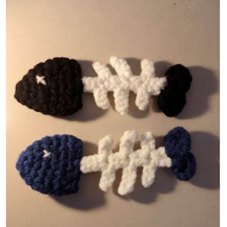 Jual FISH BONE KEYCHAIN | AMIGURUMI TULANG IKAN | CROCHET RAJUTAN BAG ...