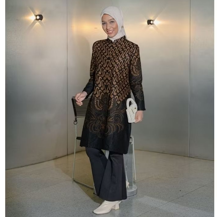 Batik Pasangan Motif Gayatri Tunik Kemeja Slimfit 5