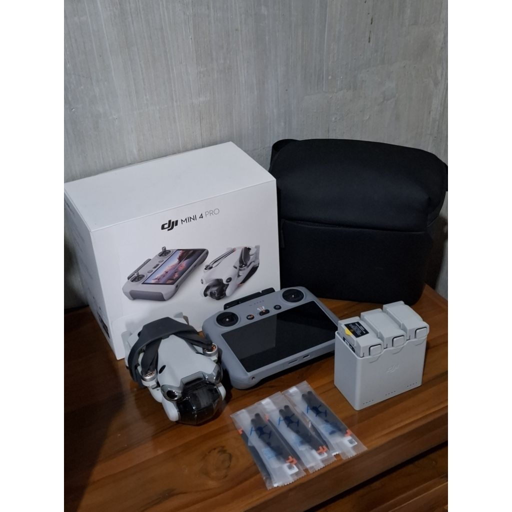 Jual Dji mini 4 Pro combo plus RC 2 | Shopee Indonesia