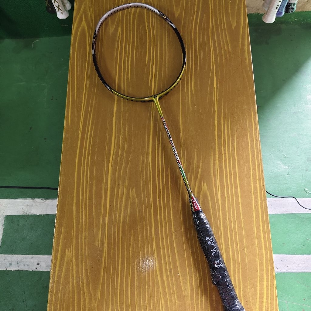 Jual [Special Edition]] Raket Badminton YONEX ARMORTEC 800