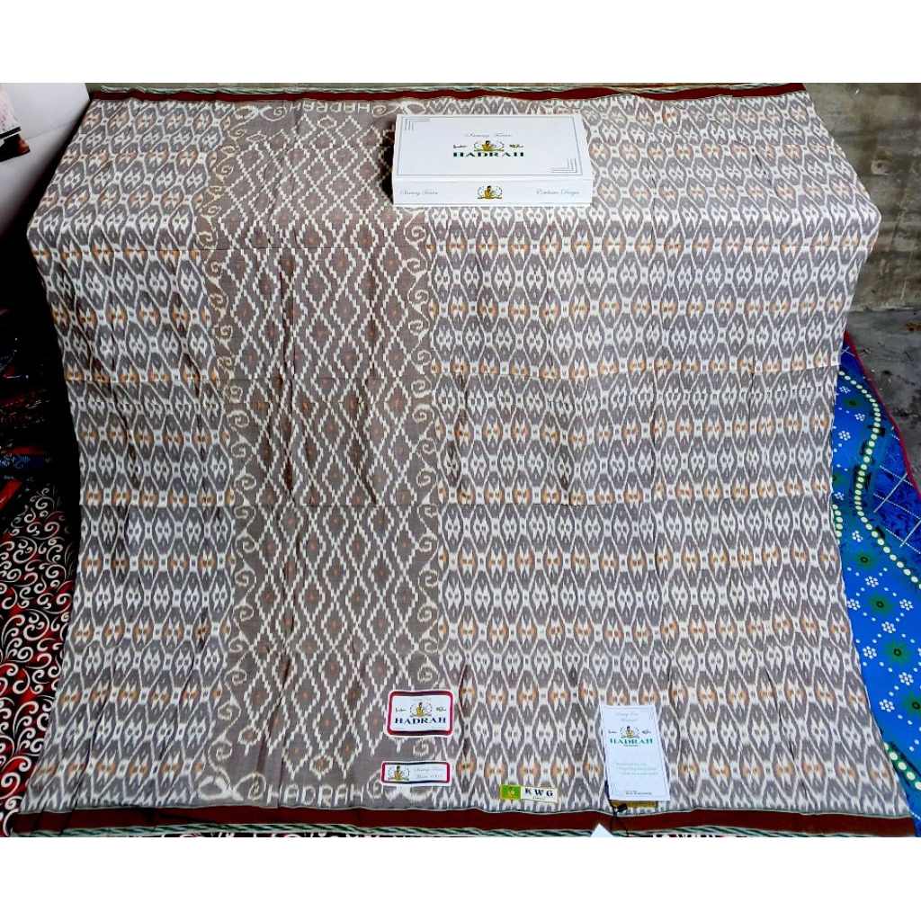 Jual SARUNG HADRAH MOTIP KAWUNG TARBARU | Shopee Indonesia