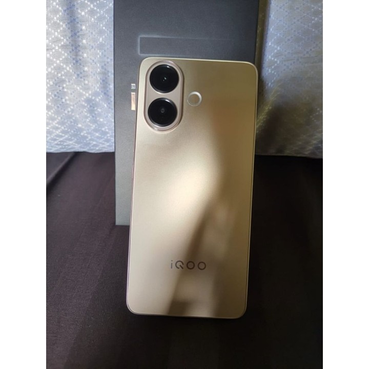 IQOO Z10R TITANIUM (12/256) SECOND ORIGINAL - GARANSI RESMI VIVO INDONESIA