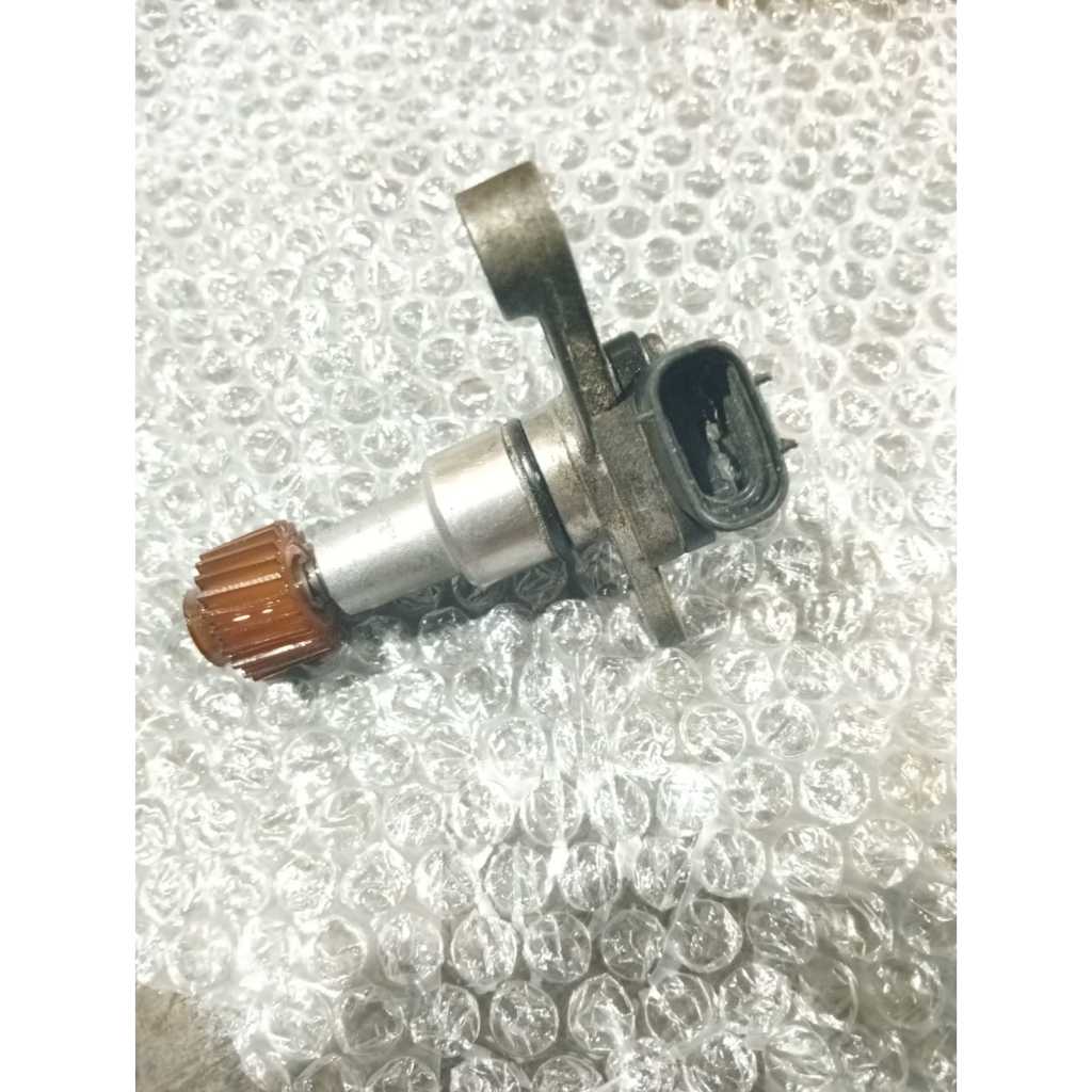 Jual sensor speed Gear Gigi Kilometer Speedometer Spidometer sensor ...