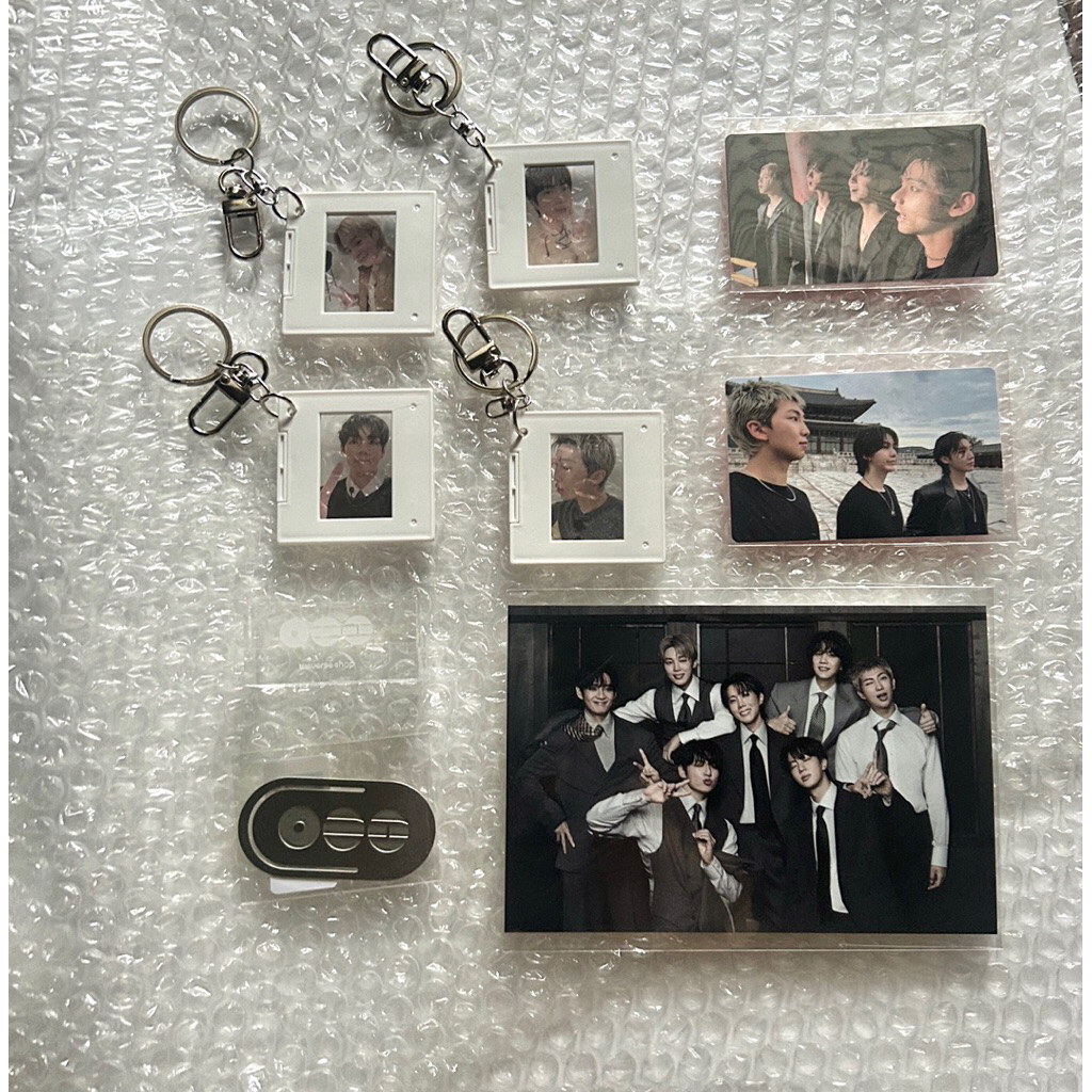 Jual BTS - Arirang Official Photocard Weverse Benefit Unit, Photo Stand ...