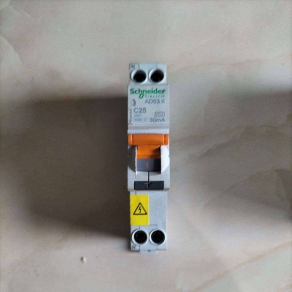 Jual Rcbo Schneider Terlengkap & Harga Terbaru Agustus 2026 | Shopee ...