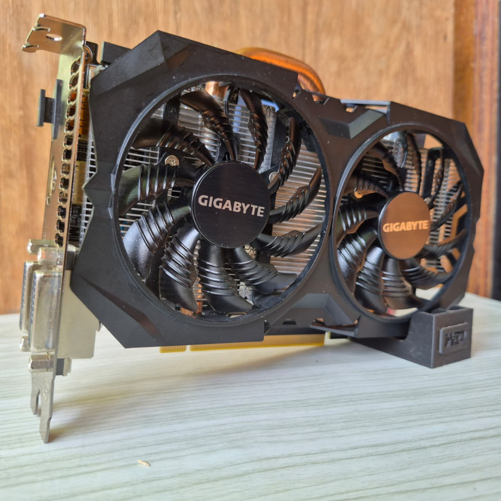 Jual VGA AMD GIGABYTE R7 370 WindForce 2X OC 2GB GDDR5 256bit | Diatas ...