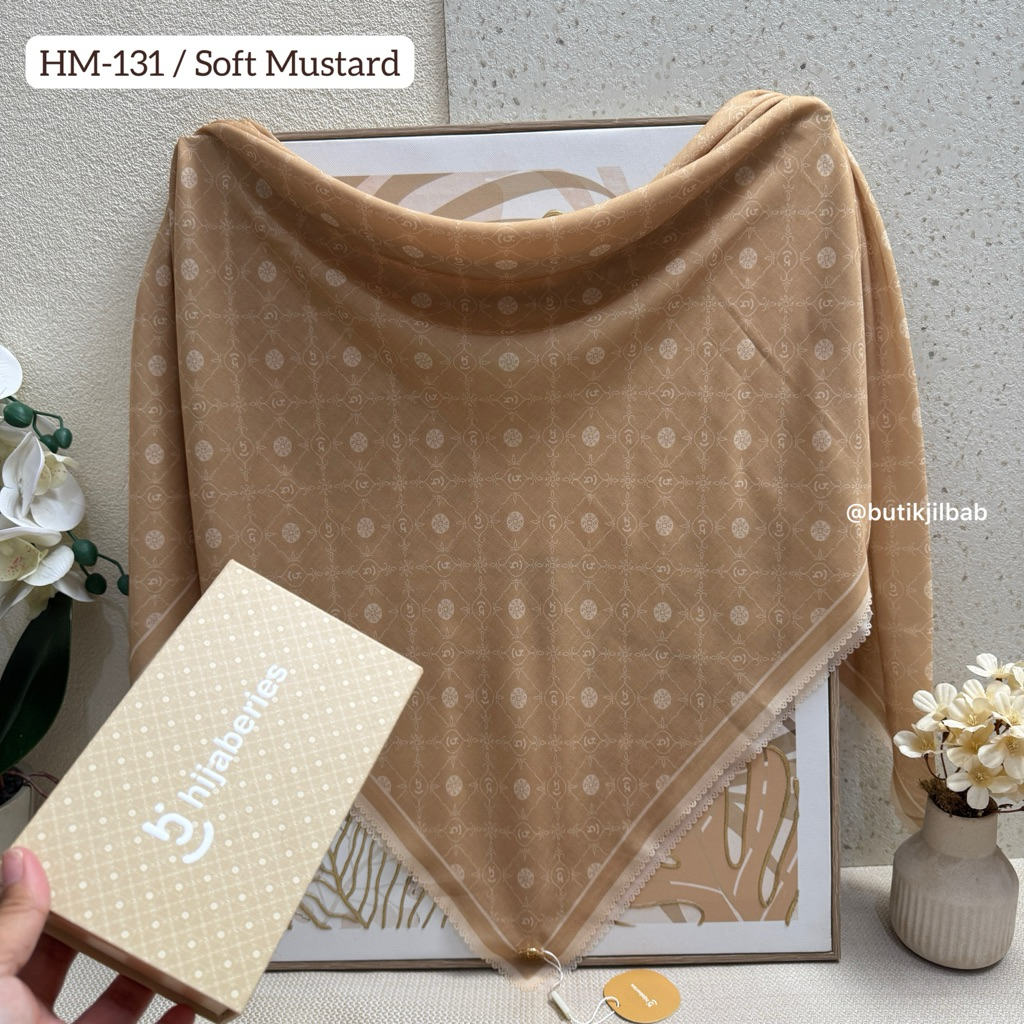 Hijaberies Motif With Box Hijab Segiempat Motif Lasercut Premium
