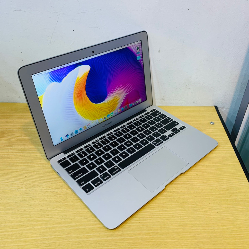 Jual [PROMO] Laptop MacBook air (11inch) 2015 Intel core i5/i7 RAM