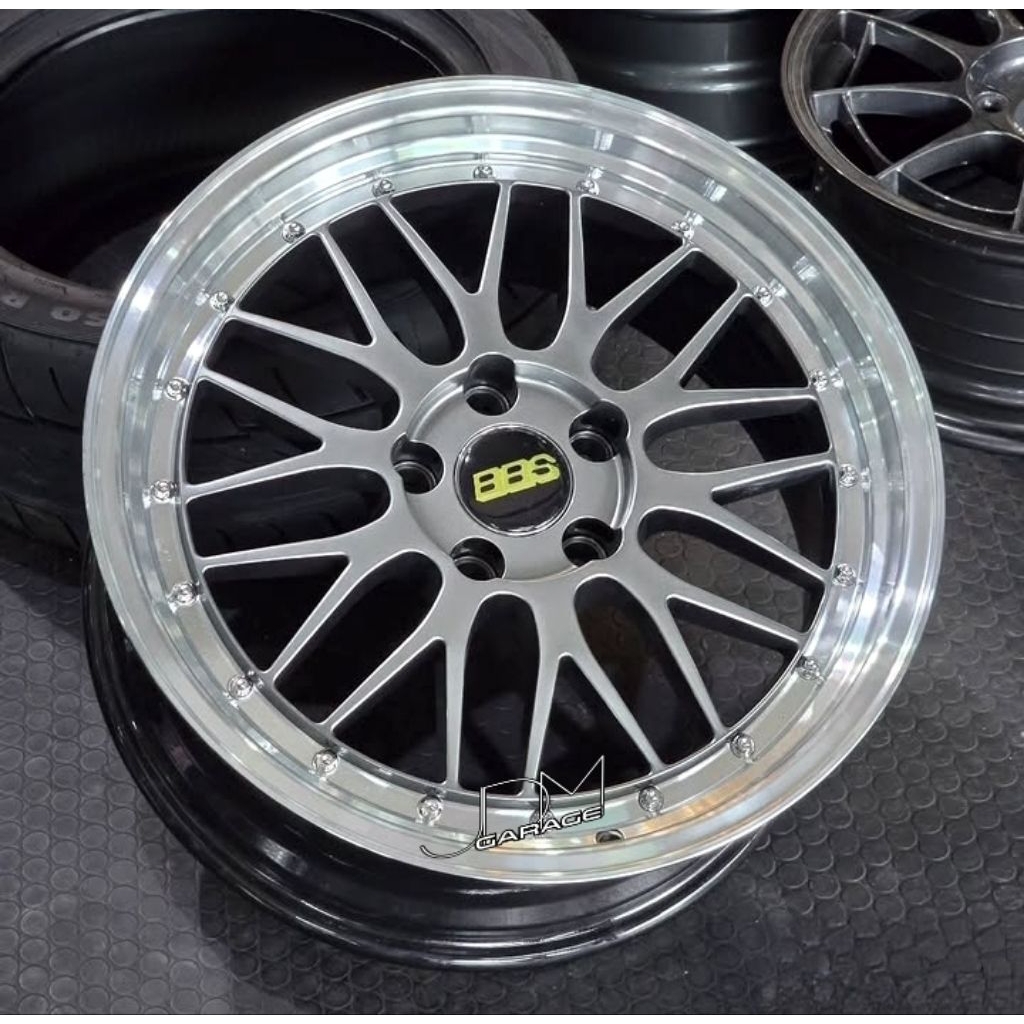 Jual velg bbs lm flow forming r18 lebar 8 pcd 5x114 et 40 velg mobil ...
