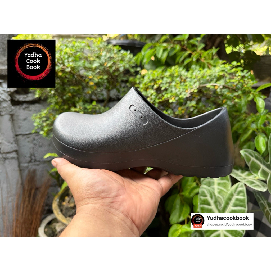 Jual Chef Shoes Kitchen Shoes Sepatu Kitchen Sepatu Koki Sepatu Anti ...