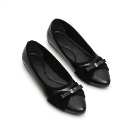 Quince Delia Sepatu Flat Shoes Wanita Elegan Suede