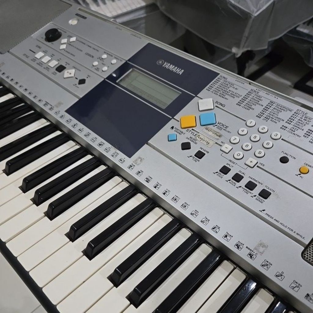 Jual Yamaha PSR E323 Keyboard arranger Second Pemakaian Belajar ...