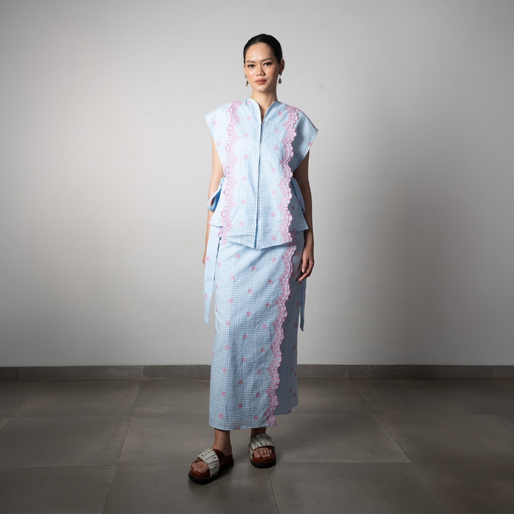 Jual Dama Kara Ranggi Kebaya Vest | Shopee Indonesia