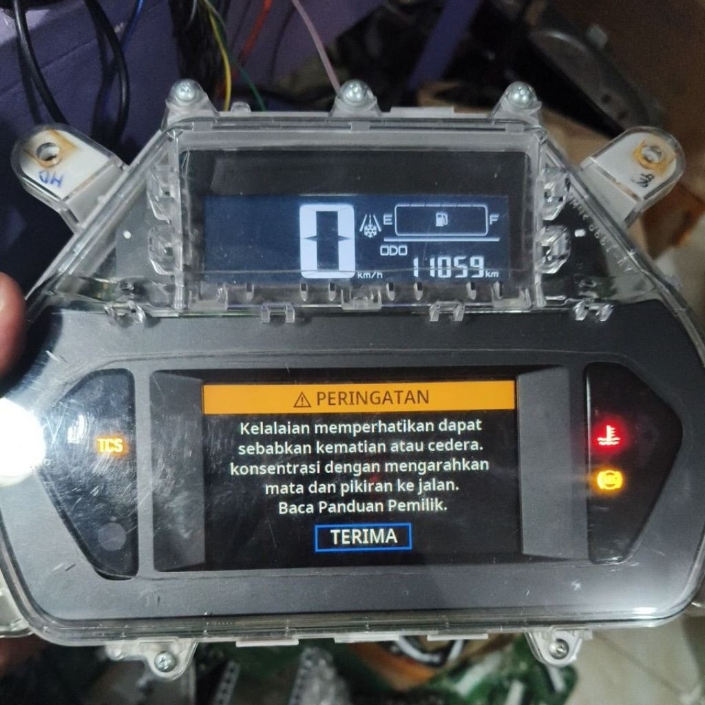 Jual Servis layar TFT speedometer XMAX 250 techmax ( Mengatasi ...