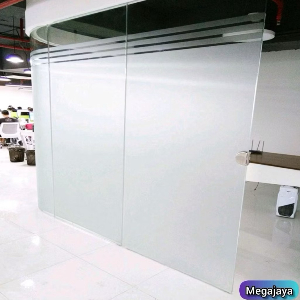 Stiker Kaca Sandblast Sudah Ada Lem Polos Buram Lebar 122CmxPanjang 50Cm Anti Air
