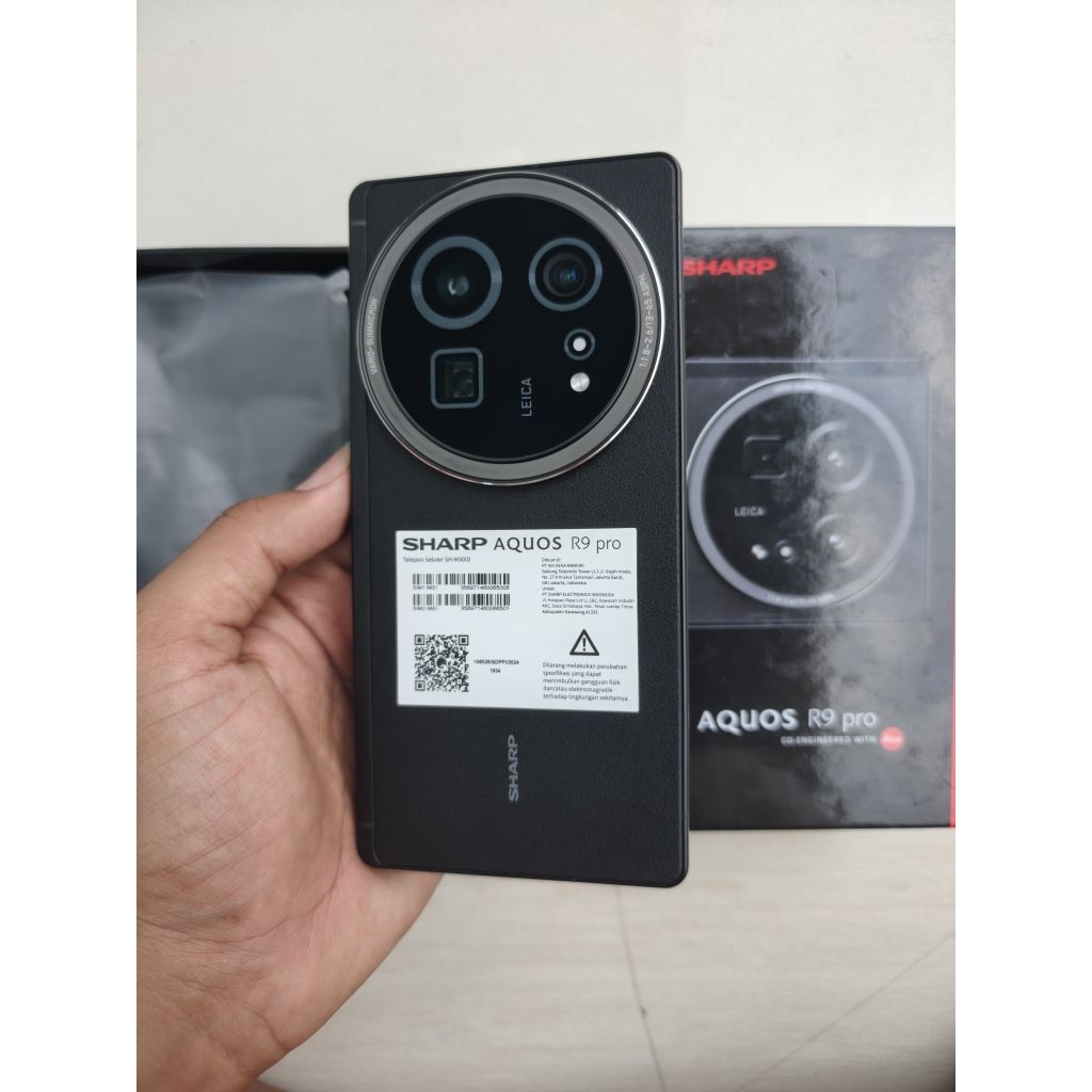 Jual Sharp Aquos R9 Pro 12/512GB Fullset Second No Minus | Shopee Indonesia