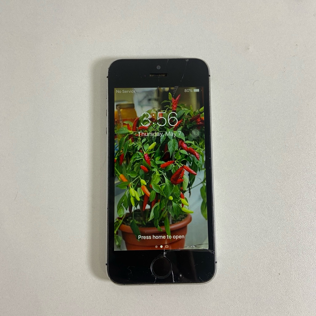 Jual IP 5s 16GB WIFI ONLY NO RESET - GREY | Shopee Indonesia