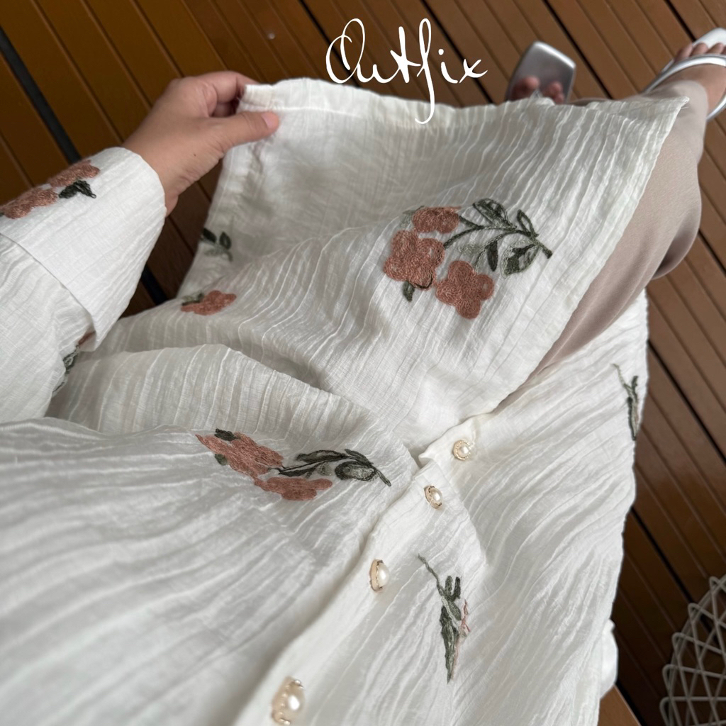 Jual Outfix Arumi Tunik - Atasan Wanita Putih Muslim Friendly | Casual ...