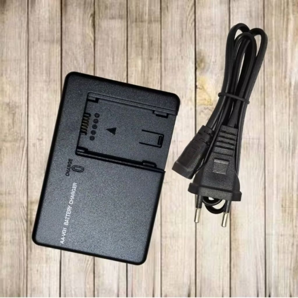 Caricabatterie Per Batterie JVC BN-VG121 E Compatibili, Con Alimentazione AC/DC E Cavi Inclusi, Per Videocamere Everio Serie GZ