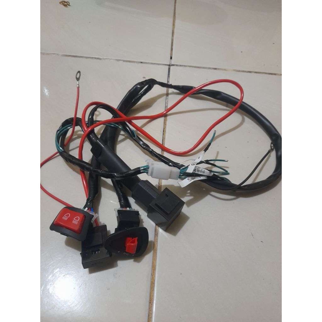 Jual relay set plus saklar passbeam dan saklar ON OFF vietnam | Shopee ...