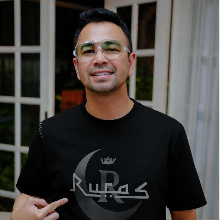 Jual Free Paperbag & 100% Original RUCAS Initial Arabic Tee / Rucas ...