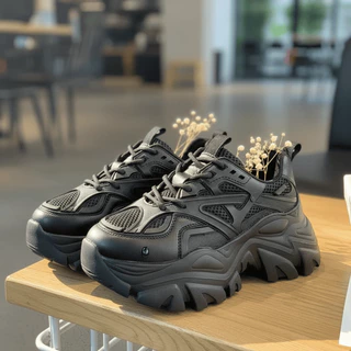 Sepatu Wanita Korea Hitam Putih Polos Sepatu Sneakers Wanita Import Yijin 117