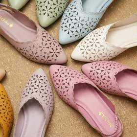 Michiko Sepatu Flatshoes Slop On Wanita Motif Bunga