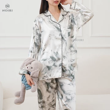 NOIRI Piyama Wanita Blue Bear Bunny Coquette Satin Premium Baju Tidur Lengan Panjang Elegan