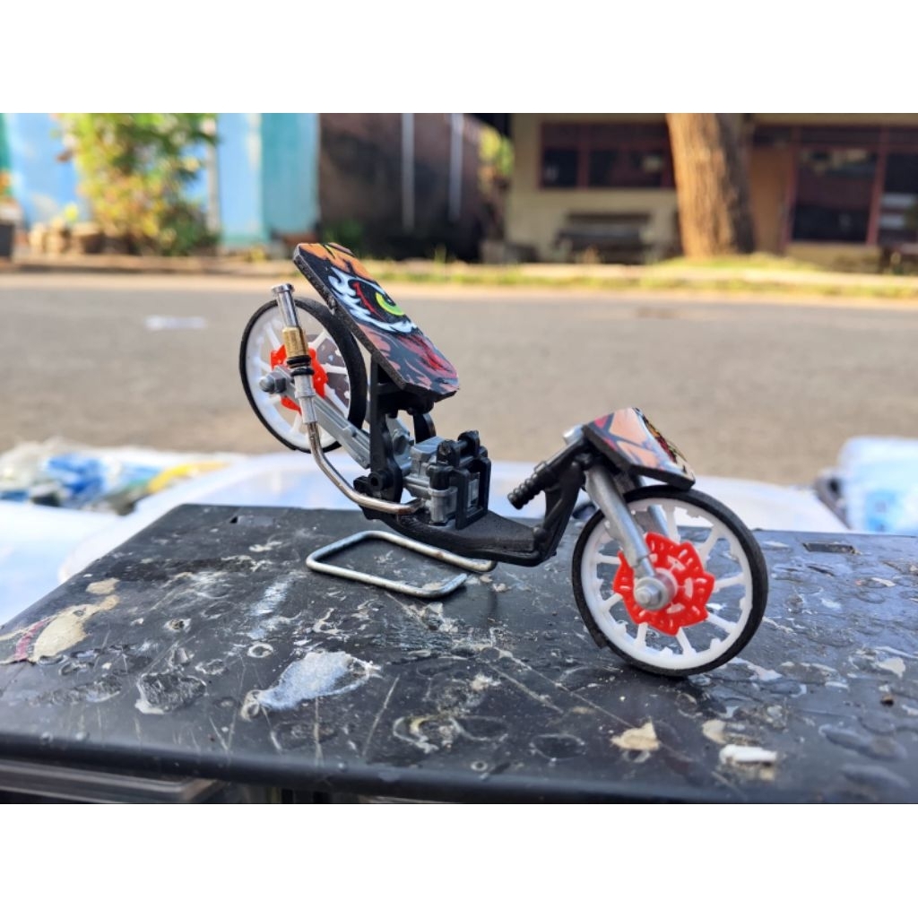 Jual Terbaru Mainan VIRAL Miniatur drag Matic Vario/beat keren ceper ...