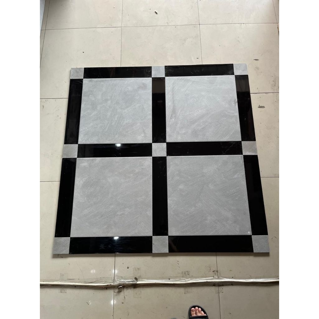 Keramik Carpot Kombinasi 50x50 | 10x50 | 10x10 | Kasar Grey