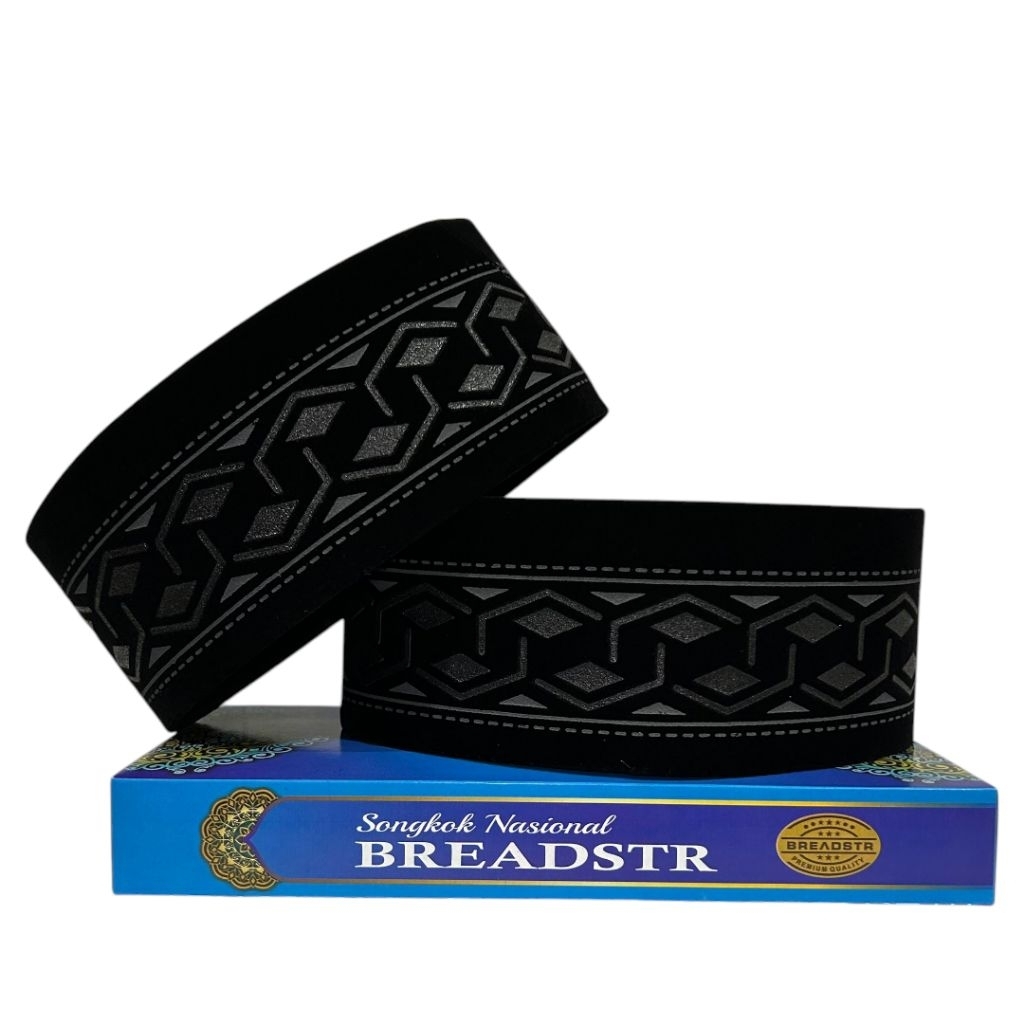 Peci Songkok Kopiah Hitam Motif Batik 3D Merk Breadstr Model Terbaru 2026 Anak Dan Dewasa Laki-Laki Sholat Tinggi 9 Bahan Beludru Halus Perlengkapan Atasan Sholat Pria Bisa COD - Kopeah Peci Batik Songkok Hitam - Nyaman Dipakai, Tahan Air, Motif Elegan