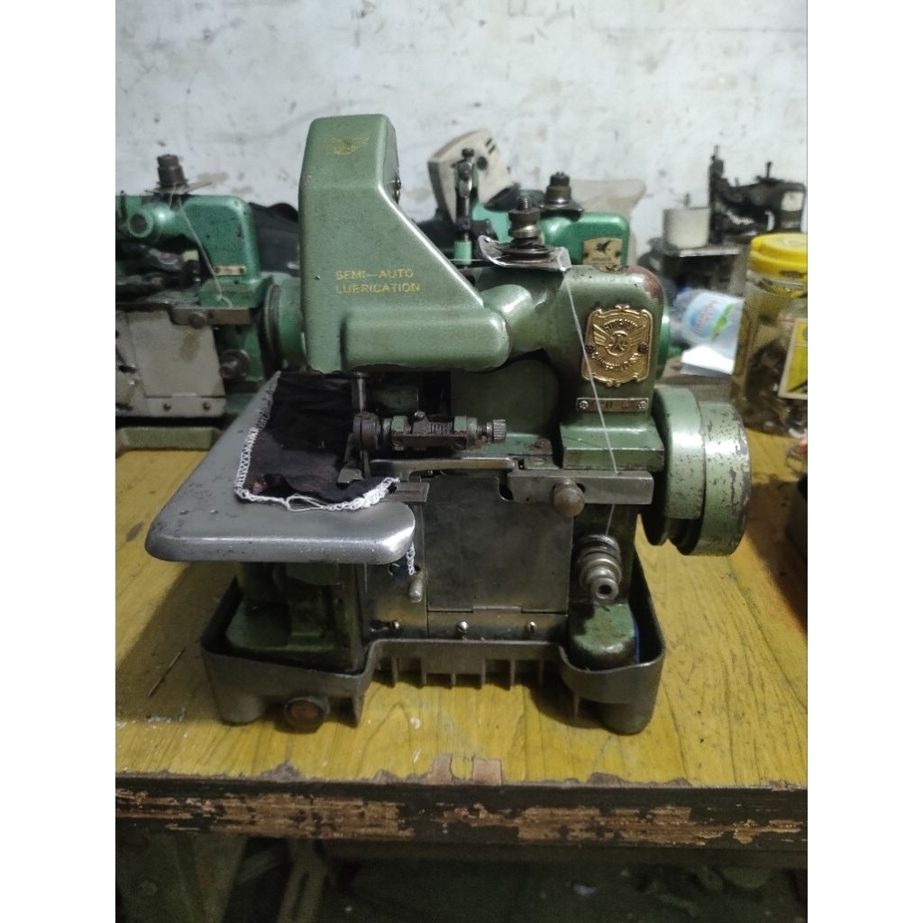 Jual obras SINGER & FLYINGMAN benang 3 second mesin saja kondisi normal ...