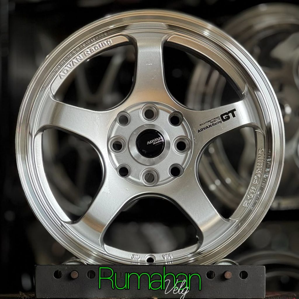 Jual velg advan gt ring 15 lebar 6,5 et 40 velg racing r15 avanza Xenia ...