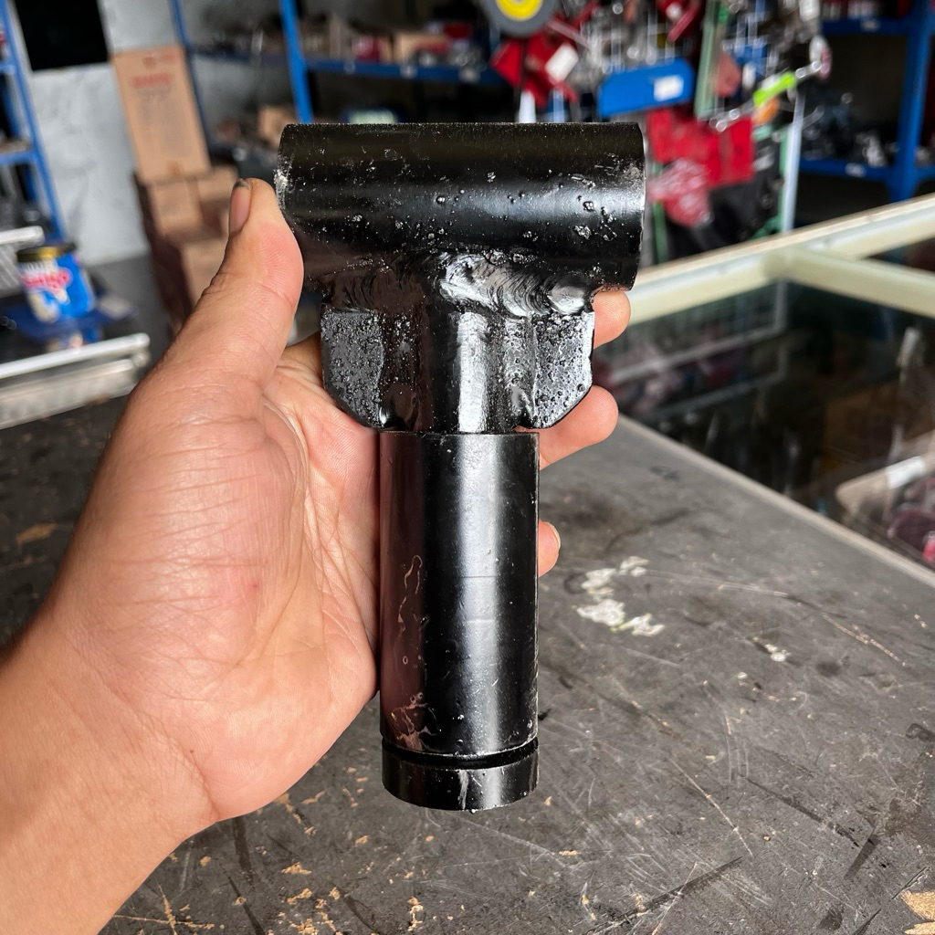 Jual Kepala Glebeg G1000-Boxer G600 Puddler Frame Head Traktor Quick ...