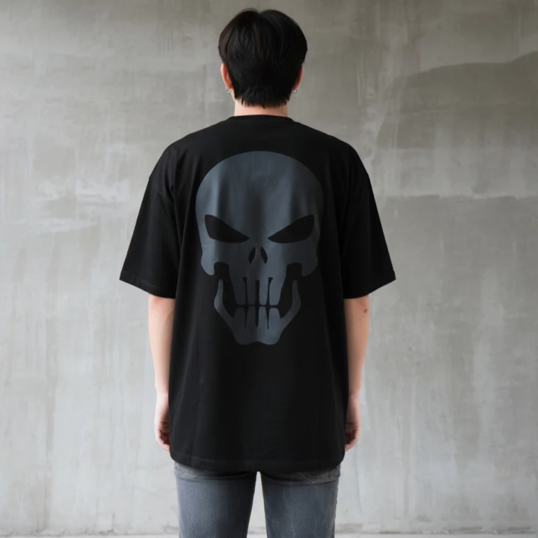 Pratinjau HUNTERCUTZ - Kaos Pria Oversize Black Skull Split Red