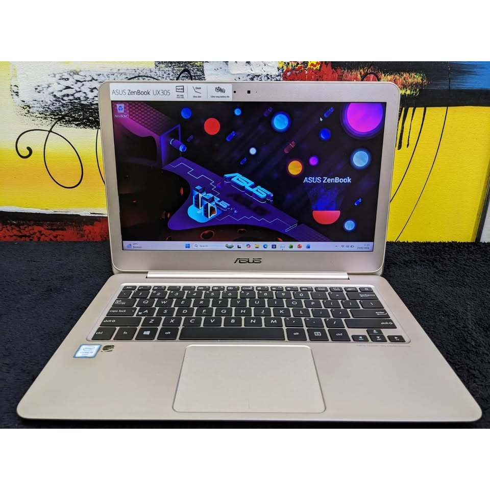 ASUS ZENBOOK. Core i5/8/256. 【公式通販】