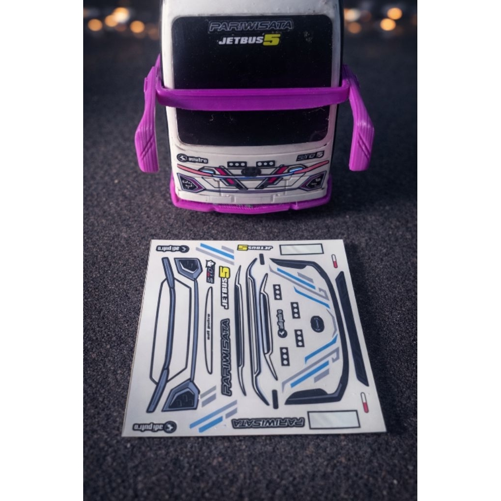 Produk mania kuningan | Shopee Indonesia