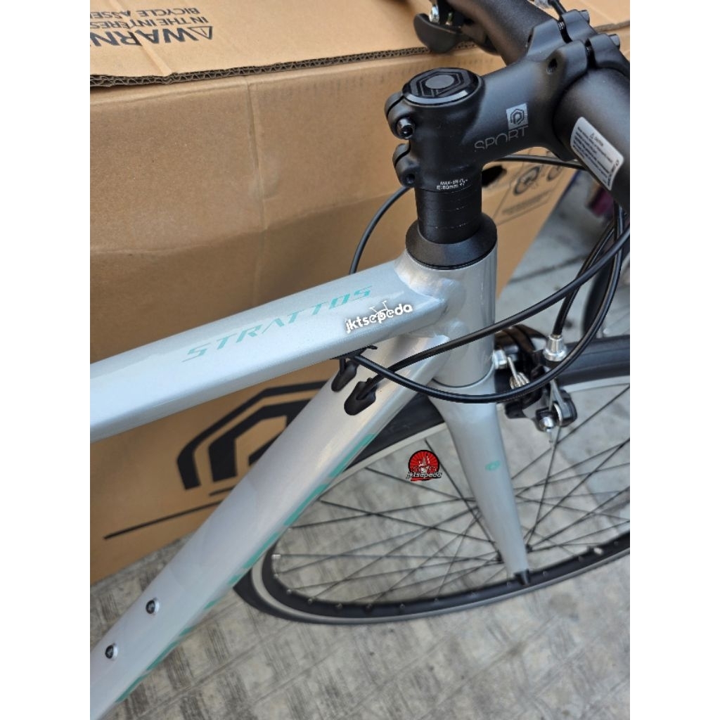 Jual Sepeda Hybrid Bike POLYGON STRATTOS F2 | Shopee Indonesia