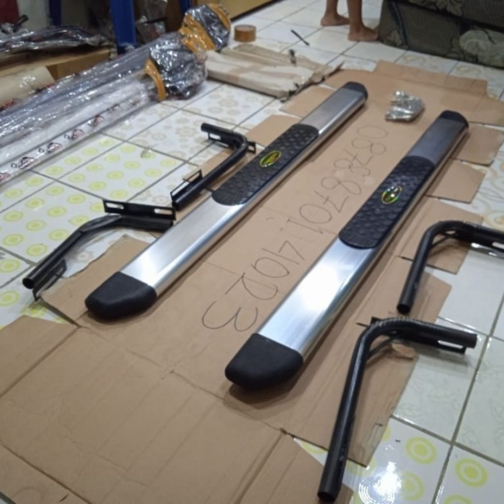 Jual foot step mobil Feroza Taft GT Rocky | Shopee Indonesia