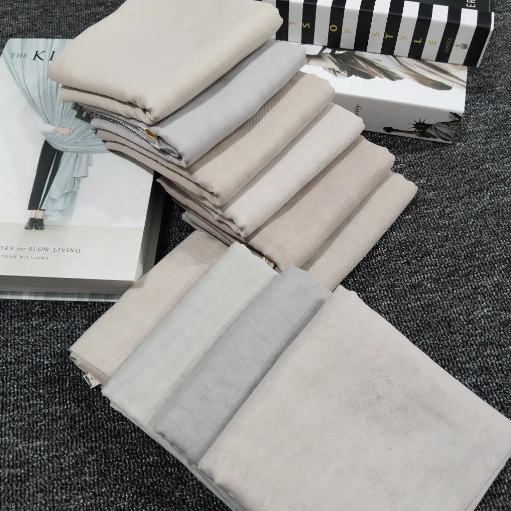 Segiempat paris katun voal premium almahira 120x120cm