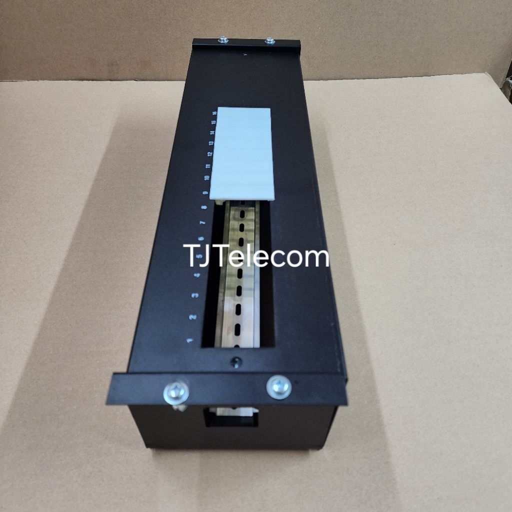 Jual Box DCPDB rack 19inch 16 Lubang MCB / PDU 16 Lubang MCB | Shopee ...