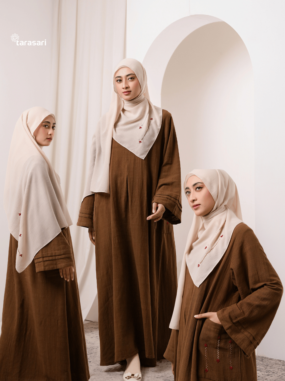 TARASARI Minima Abaya editorial campaign