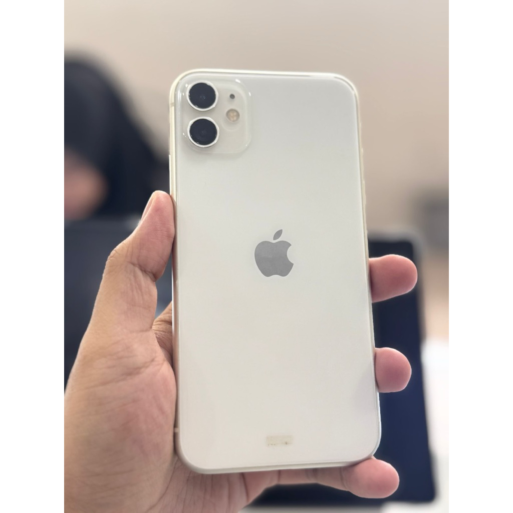 Jual iPhone 11 Basic White 128GB Resmi iBox (ID/A) | Shopee Indonesia