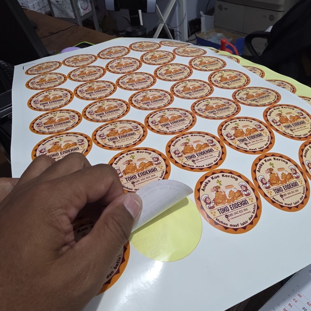 Jual sticker label cutting sesuai pola | Shopee Indonesia