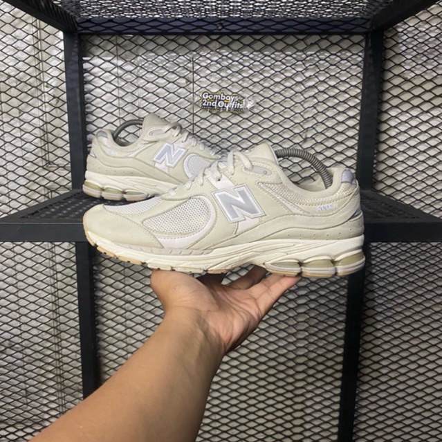 Jual New balance 2002R Ivory Size 43 | 27.5cm | Shopee Indonesia