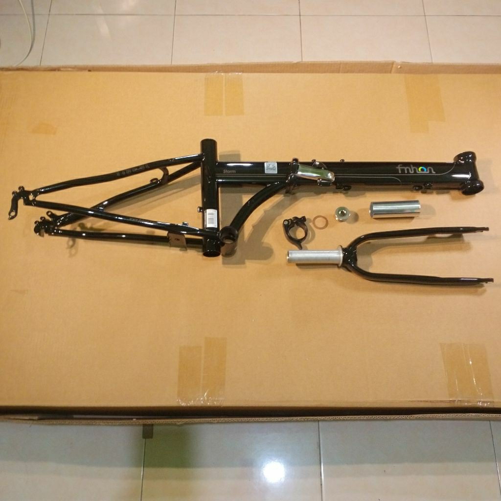 Jual Sepeda Lipat Frame Fnhon Storm Discbrake Hitam Glossy | Shopee ...