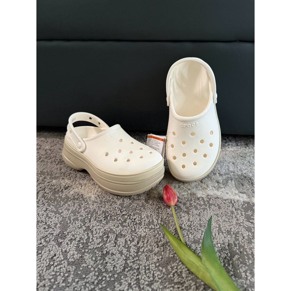 Jual crocs two tone beige | Shopee Indonesia