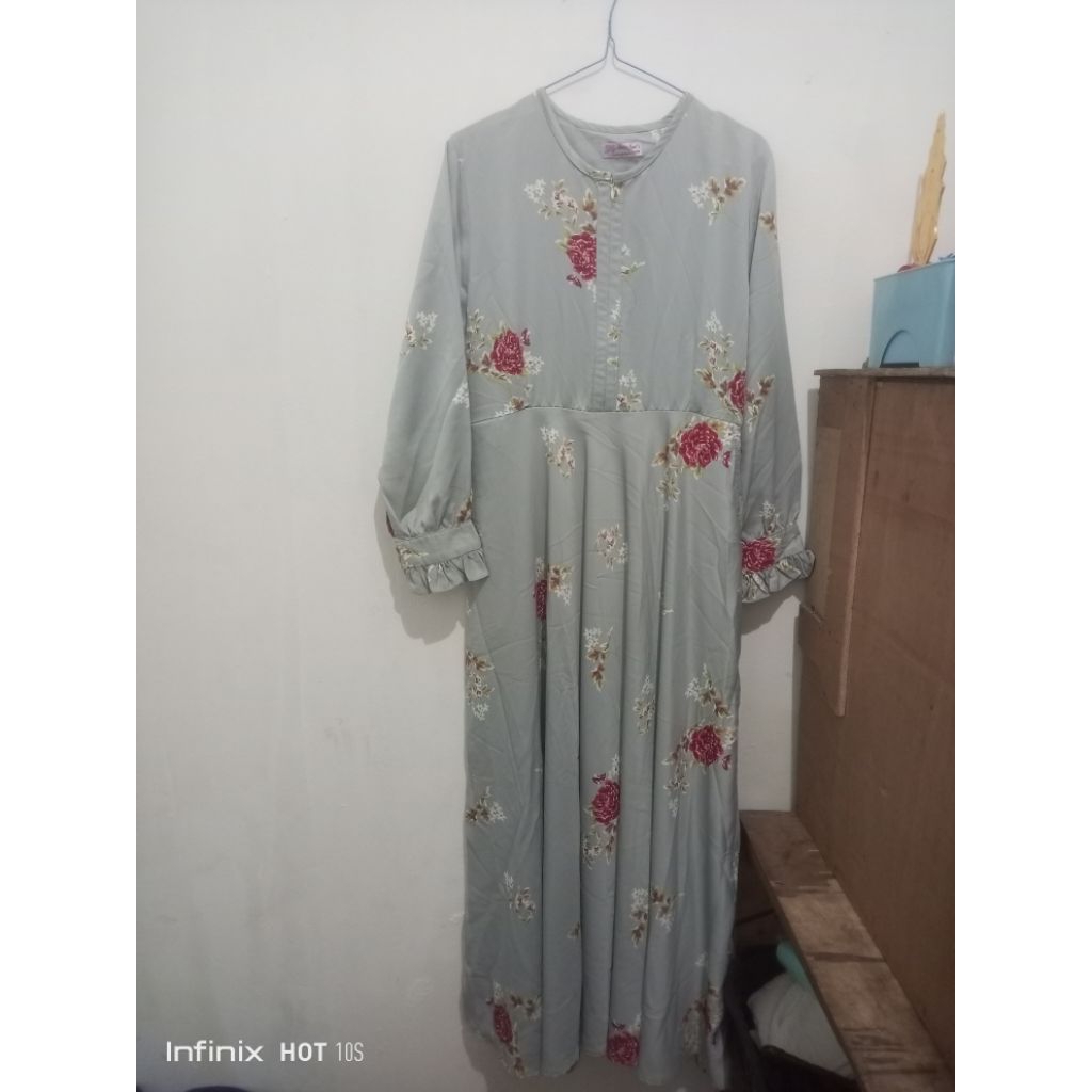 Jual PL gamis Annisa Syar'i gamis second gamis PL | Shopee Indonesia