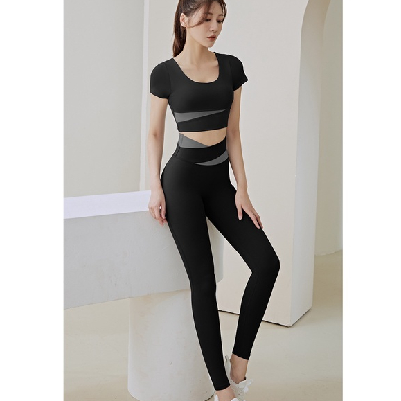 HappyBuy Setelan Olahraga Wanita - Set Atasan dan Legging HappyBuy_ID
